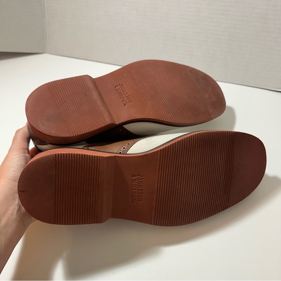 Johnston and Murphy sheepskin Two-Tone Men's Oxford Shoes - Picture 7 of 7